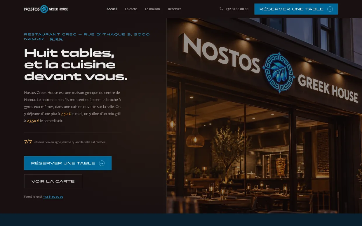 Maquette de site pour Nostos Greek House, restaurant grec imaginaire à Namur : façade à l'enseigne bleue et titrage blanc sur fond sombre